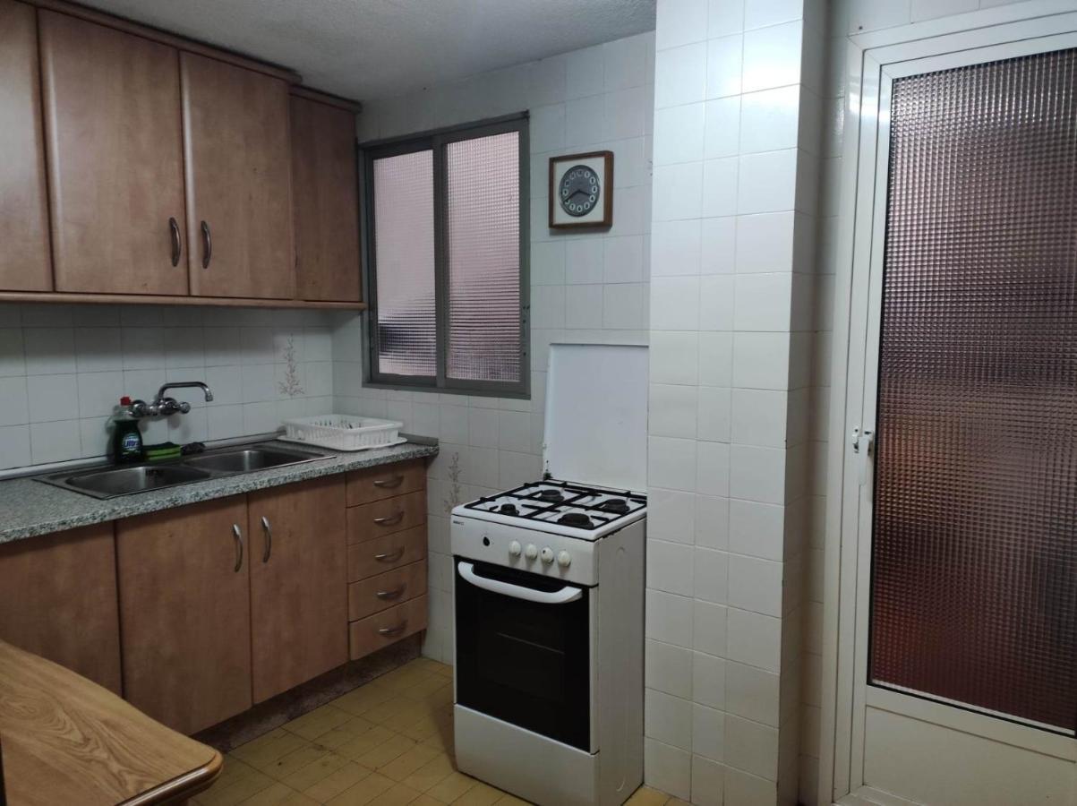 10-46-1- Комната В Квартире Для 4 Человек В Аликанте Alicante Exterior foto